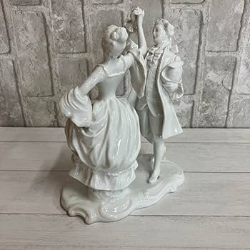 リチャードジノリ 人形 陶器製 女性 フィギュリン リチャードジノリ 人形 陶器製 女性 フィギュリン 【公式通販】